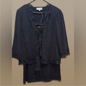 St. John Santana knit Black Ruffled Pailettes Two-Piece skirt suit set size 16